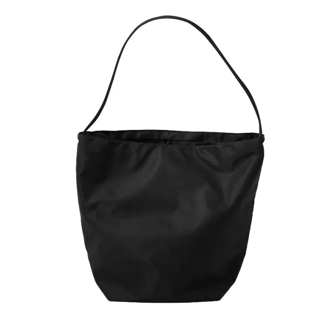 Wos Stefaniya veske sort nylon 40 cm