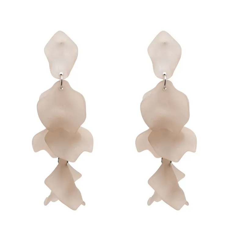 Wos Zena øredobber beige 8,8 cm blomst