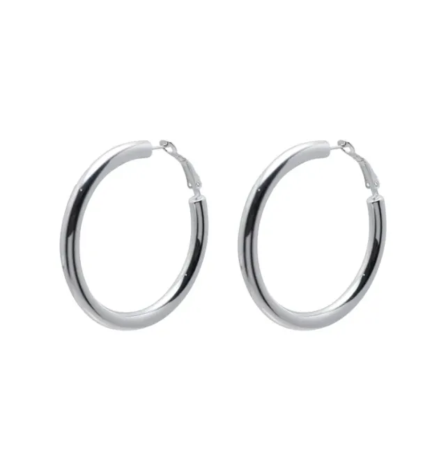 Wos Gigi øredobber sølv chunky hoops 4,9 cm